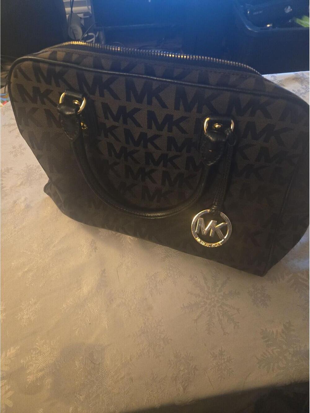 Michael Kors Signature Logo Jet Set Satchel Bag in Black Canvas - Picture 1 of 7